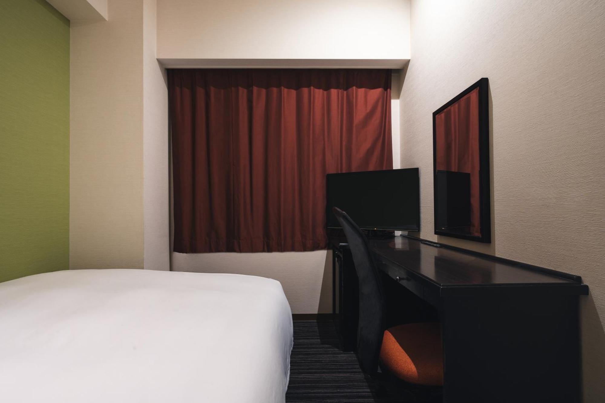 The B Hakata Hotel Fukuoka  Exterior photo